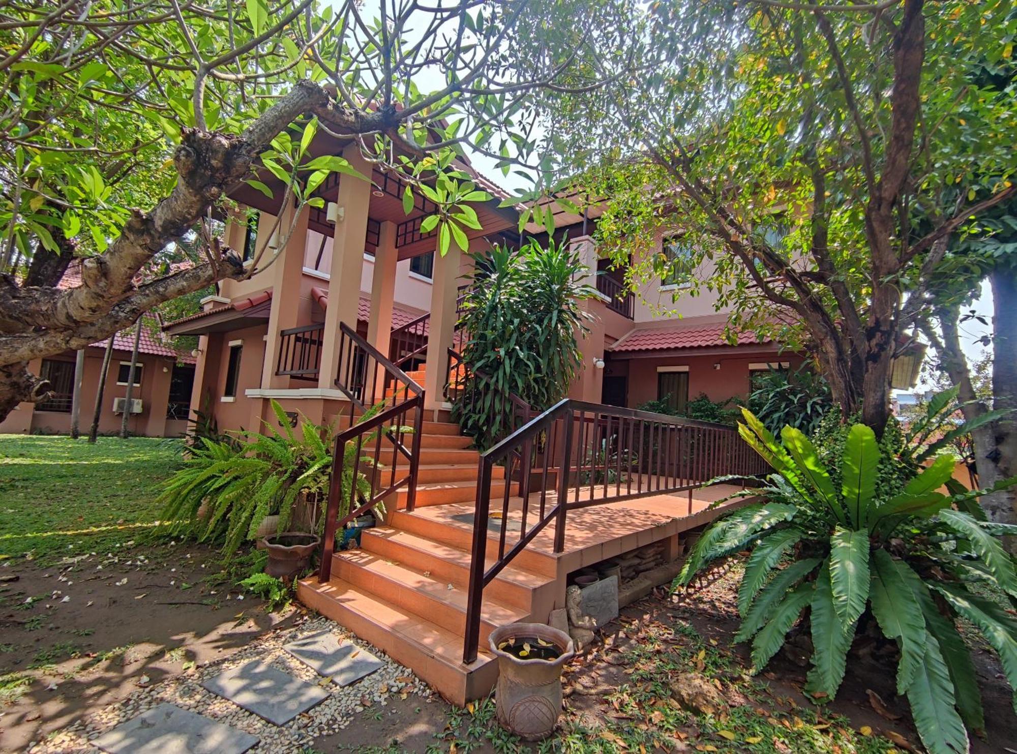 Areena Resort And Hotel Уттарадіт Екстер'єр фото
